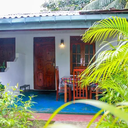 Sun Flower Homestay Sigiriya Buitenkant foto